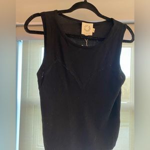 Lili Sidinio black tank top